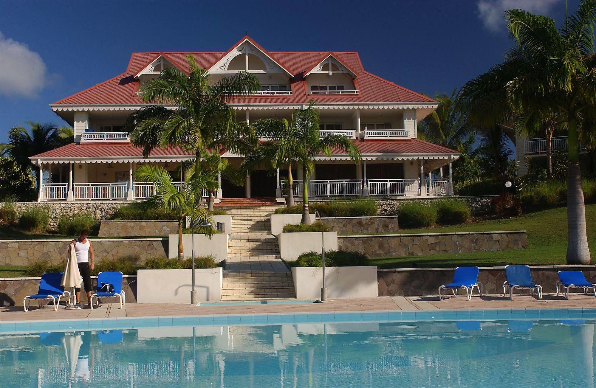 Residence Pierre & Vacances Premium Les Tamarins Sainte-Anne  Exteriör bild